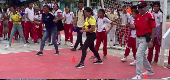 HAZ CLIC EN LA IMAGEN PARA VER EL VÍDEO DE LA CARRERA ENTRE DOCENTES